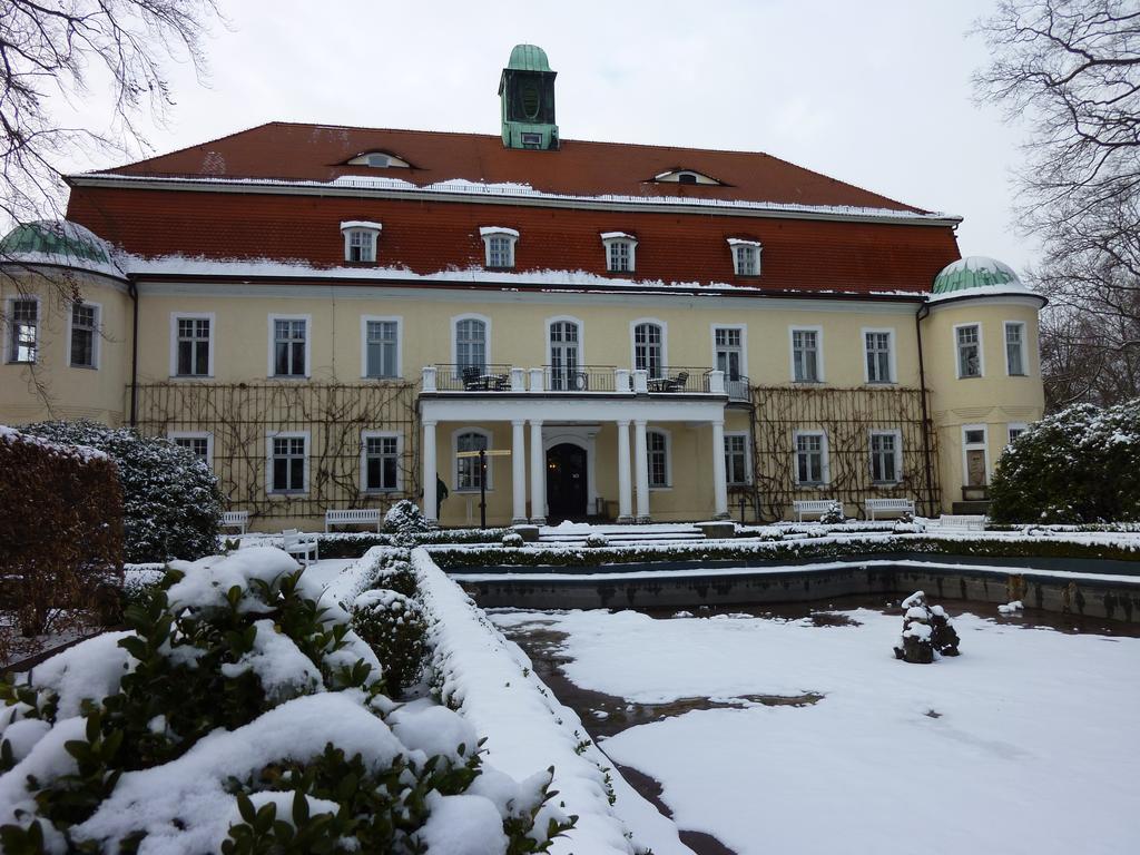 Hotel Schloss Schweinsburg Neukirchen-Pleiße Esterno foto