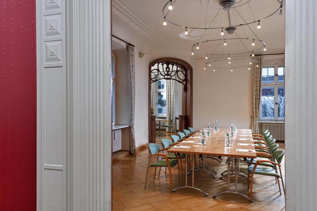Hotel Schloss Schweinsburg Neukirchen-Pleiße Servizi foto